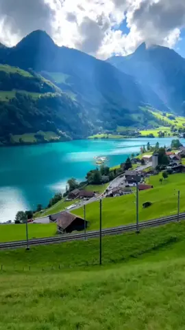 If you get a chance to go to Switzerland once, you will go🇨🇭❤️#siwtzerland #weather #nature #scenrey #beautiful #palce #4k #song #tiktok #viral #fyp #grow #500k #unfrezzmyaccount 