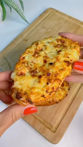 Receitinha com frango desfiado fácil super proteica para comer de lanche da tarde!😋💚 #emagrecimentosaudavel #alimentacaosaudavel #perdergordura #perderpeso #lanchesaudavel #lancheproteico #frangodesfiado 
