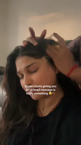 I sleep like baby after it 🤣 #hairtok #hairoiling #healthyhair #desihaircare #indianhairoil #HairCareTips #oilingscalp #ayurvedichaircare #fypシ #desi #