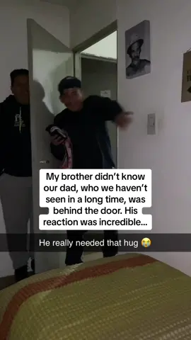 What a moment 😭😭🚨Follow @Pubity for your daily dose of uplifting content 🚨 #Pubity (Niina Arjona via @ViralHog)