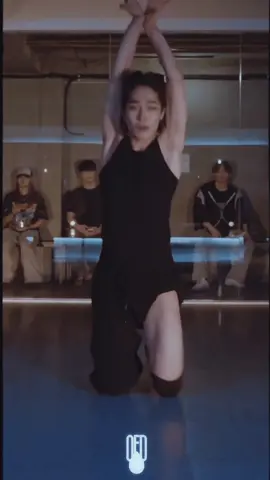 |[moment of silence for all those sleeping on the dancers and choreographers in this industry]| #ssoju #엄태호 #choregrapher #choreography #kpop #krock #dancer #hyolyn #lesserafim #ofd #onlyforward #dancestudio #🕺 #💃 