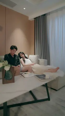 EP6 新劇上線！ 《她的小狼狗》🔥🔥🔥點擊進入主頁下方鏈接觀看更多精彩好劇！@user4119519679250 @bbvgknuiii #逆袭 #战神 #短劇 #逆袭 #戰神 #短劇系列 #逆襲成功 #chineseskit #中国短剧 #skit #asurname #godofwar #plottwist #短剧 #Chinesedrama #容量短剧 #男频 #女频 #好剧推荐 #剧情 #爱情 #都市 #上热门 #天生我有戏 #fyp