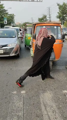 When You Order sunny leone from daraz part 2🤣❤️ #foryou #viralthis  #funnydance #viralvideo #goviral #viraltiktok #trending #talentedar  #entertainment #pakistan #viralit #1millionviews #choreography #dancing #dancer #1m #signaldance #publicdance #trafficdance @I.T.X.BHATTI KING 