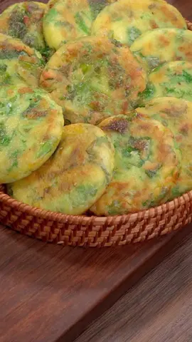 Bánh cần tây thơm ngon bổ dưỡng, bạn đã thử chưa? #monngon #amthuc #homnayangi #banhcantay