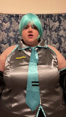 Gumi #duet requested! #hatsunemiku #miku #vocaloid #vocaloidcosplay #hatsunemikucosplay #mikucosplay #gumi #cosplay #cosplayer #plussize #plussizecosplay 
