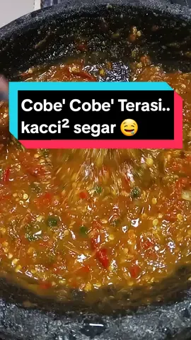 enak dikasi makan dengan nasi panas ato segala macam gorengan 🤤🤤 #cobek #cobekterasi #sambalterasi #pedasgila 