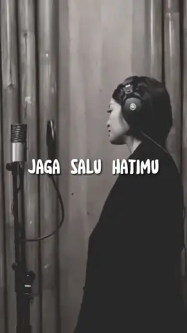 Bersamamu atau tidak, aku harap tetap baik-baik saja.🥀#eghadelatoya #jagaselaluhatimu #musiclirik #music #liriklagu 