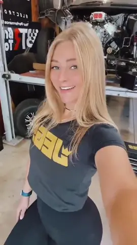 Love you😘#shots #caroftiktok #girlchallenge 