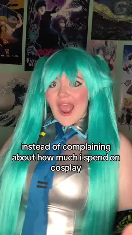 me when work 🙃 #cosplay #cosplayer #hatsunemiku #miku #hatsunemikucosplay #mikucosplay #mikuhatsune #vocaloid #vocaloidcosplay #cryptonloid #cryptonloidcosplay 
