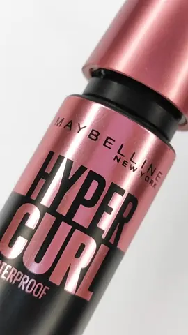 my can't-live-without mascara ✨ you can also check it out on my showcase, luvs! 🫶🏻 #fyp #maybelline #mascara #ugc 
