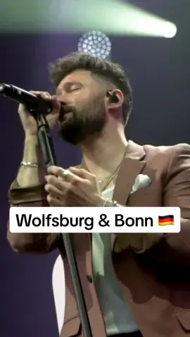 Wolfsburg & Bonn! What a great weekend in Germany with the last shows there this year!! Incredible crowds, loads of magic, amazing fans. I am a lucky boy. 💙🇩🇪 #calumscott #livemusic #tour 