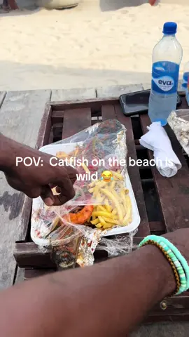 ENJOYING LAGOS!!! #fyp #nigeriantiktok🇳🇬 #nigeria #motherland #plussizetravel #plussizeblogger #lagos #lagosbeaches #seafoodlovers 
