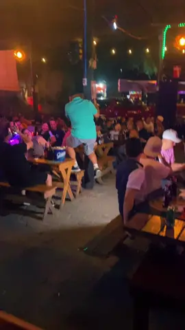 Relajo total en La Cantina de Wichito  , Funky Foof y May Crin