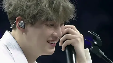 🎧🍊#suga #minyoongi #agustd #fyp #fypシ #trending #bts #channamereya #bollywoodsong #4u 