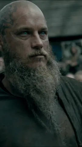Who wants to be king ?! #vikings #vikingsedit #tvshow #tvshows #ragnar #ragnarlothbrok #ivartheboneless #lagertha 