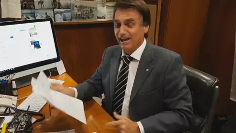 👀 Vejam o recado que o Bolsonaro do passado deixou para o Bolsonaro do presente. #forabolsonaro  #bolsonaronacadeia 