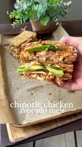 Chipotle Chicken Avocado Melt, my take on the Panera sandwich that I loveee! Here’s an at home version to make :)  Ingredients: •6 slices of bread  •2 cups shredded rotisserie chicken  •1 avocado  •1/2 cup spinach  •3 slices gouda  Chipotle Sauce: •1/4 cup mayo  •1/4 cup chipotle peppers in adobo sauce  •1/2 tsp garlic powder  •1/2 tsp salt  Instructions: 1. Chop the chipotle peppers  2. In a small bowl, mix together the mayo, chipotle peppers, salt, & garlic  3. Add sauce to one piece of bread then layer it with chicken, cheese, avocado, & spinach  4. Make into a sandwich and repeat for the other 2 sandwiches  5. Bake at 350F for 15-18 minutes until the cheese is melted and the bread is nice and toasty!  6. This makes 3 sandwiches, enjoy!  #lunchideas #easylunch #EasyRecipes #EasyRecipe #panera #chickensandwich #chickenrecipes #mealprep #sandwiches #sandwich #choosingbalance #healthylunch #healthier #healthyeating