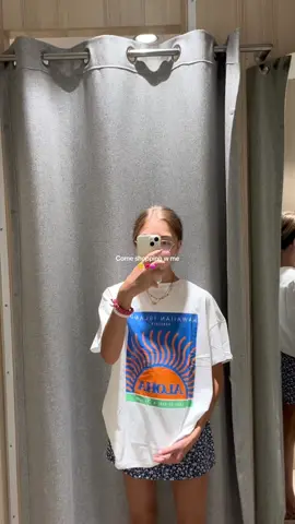 Im on holidays and im trying to do good videos🫶🏼 || no haul cause i only bought the t-shirt 💕 #vscobyym #byymarga #dailyvlog #aestheticroom #cleangirl #thatgirl #Vlog #shopping #afternoon 