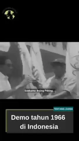 'Soekarno Anjing Peking,Mahmilubkan..!!! Soekarno Tukang Kawin adalah kalimat yang digunakan dalam demontrasi Mahasiswa THN 1966 di Indonesia. Kalimat ini digunakan untuk menuntut agar Soekarno di Mahmilubkan dan sebagai bentuk protes Rakyat yang menganggap Soekarno sebagai anak buah Partai Komunis Tiongkok. #jasmerah  #jasmetal