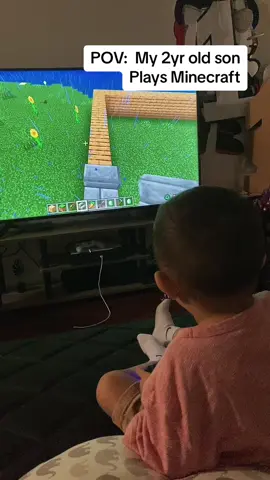 Started actually watching him play and he was making a house 😂😂❤️#Minecraft #babyboy #pesopluma 