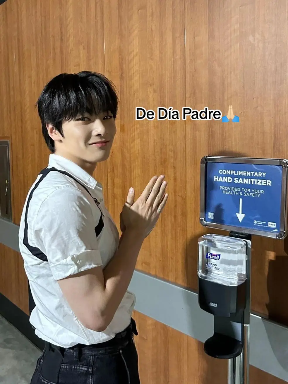 Gracias Dios por el pan de cada día😻🙏🏻  #skz #lovestay #straykids #jeongin #in #padre #parati #fyp #kpop #man #fypシ #skzedit #skzstay #babybread 