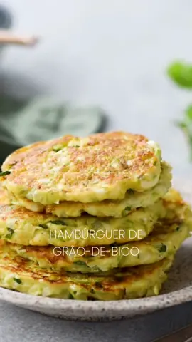 Para mais receitas saudáveis siga no insta 👉🏻 priscilaleao.nutrase 👈🏻  #vegetariano #receitafitness #graodebico #receitas #vidasaudável #culinaria #receitarapida #receitasfit 
