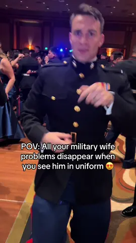 I do love a man in uniform… 😍😍😍 #military #militaryspouse #militarywife #militarycouple #militaryfamily #marinecorps #marinecorpswife #marinecorpsspouse #marinecorpsball #couplecontent #couplescontent #couple #maninuniform #dressblues #handsomehubby #militaryuniform #สปีดสโลว์ #สโลว์สมูท 