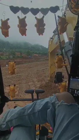 #cattepillar #pttdj #TikTokImpact #PTSPM #pttridayajaya #anaktambang #operatorexcavator #storypertambangan #ptspm #slectiveore #operator #bismillahfyp #betsanjing 