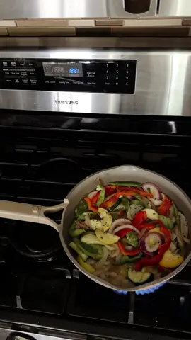 cook with me while i share my journey with food 🫂🍳🤎