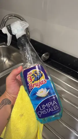 Spend the evening with me 👩‍👦‍👦💙 @IJ Spanish Cleaning Products‼️ leave us some questions in the comments 💋❤️ #fyp #angelfletcherbackup #singlemum #youngmum #boymum #toddlermum #mumsoftiktok #mumsoftiktokuk #foryou #trending  #spendtheeveningwithme #nightroutine #twoyearold #threeyearold 