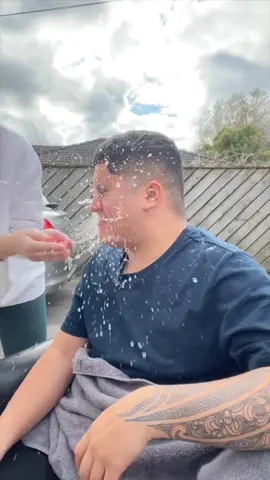 Throw back to the best shaving video I’ve ever done! “Tourettes vs Shaving P4!” #onthisday #uncletics #fyp #foryoupage 