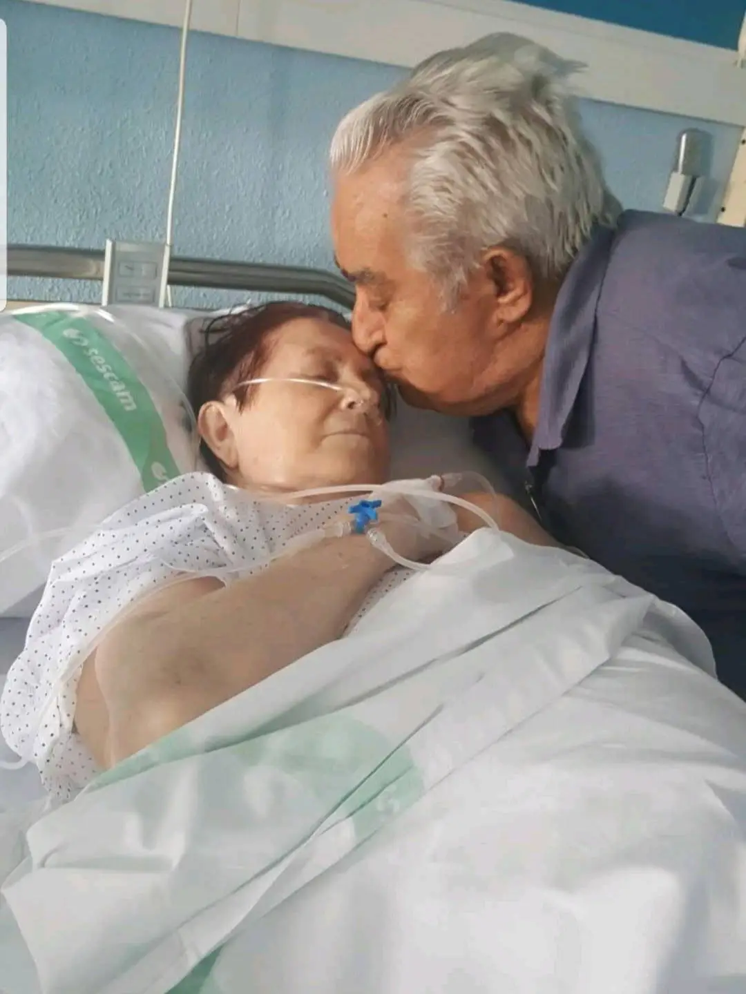 SE AMARON HASTA EL FINAL DE SUS VIDAS Y JUNTOS MURIERON ESO ES AMOR ETERNO Y VERDADERO