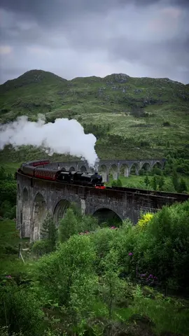 All aboard! 🚂✨ What a moment! It was such a dream to visit this absolutely magical location in Scotland and seeing the Hogwarts Express aka The Jacobite Steam train in real life. The Glenfinnan Viaduct that it is crossing is iconic and famously known for featuring in the Harry Potter films ⚡️. I remember seeing this on screen as a kid and thinking how incredible it must be to travel this way.   A few tips for visiting the Glenfinnan Viaduct ⤵️ 🚂 The Jacobite steam train travels over the viaduct four times a day (out and back twice) 📸 Get this angle and iconic shot twice a day around 10:45am and 1:20pm 🚗 Arrive early to the Glenfinnan Viaduct carpark area. It does get quite crowded! ⏱ It’s also a short walk from the carpark to the viewing points, so give yourself plenty of time to walk and set up 🥾 Wear sensible shoes! This viewing point is up a big hill, you’ll thank me later 🚂 Have your camera ready to go prior to the arrival times of 10:45 and 1:20. The train is sometimes a bit earlier or later. It arrived a bit early and I was totally scrambling to get my shots! 🥰 Have fun and be patient. You get to see something so cool but it can get quite crowded. Just enjoy the moment, you’re all there to see one thing together.   📍Save this post for your next Scotland trip!📍     #visitscotland #Scotland #darkacademia #darkacademiaaesthetic #autumnaesthetic  #travelcommunity #darkcottagecore #scottishhighlands #traveltips #travelblogger #europedestinations #uktravelblogger #harrypotter visiting Scotland, things to do in Scotland, harry potter locations, Harry Potter train, Harry Potter Hogwarts Express, visiting fort William, best things to do in the highlands, how to go on the Harry Potter train, real life Harry Potter train, real life Hogwarts Express #wizardingworld #harrypottertrain #fortwilliam #glenfinnanviaduct #backtohogwarts #harrypotterlocations #magicallytravelling #trainspotting #jacobitesteamtrain #travelguide #thingstodoinscotland #scotlandtravel #uktravel #backtohogwarts