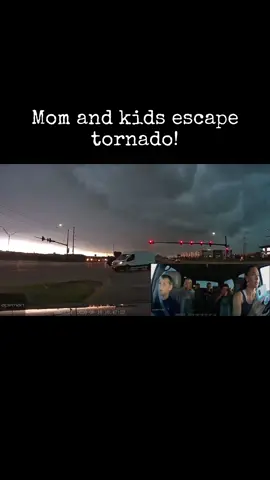 August 10th, 2020 Iowa | Mom and kids escapes possible tornado! #tornado #twister #weather #severeweather #weathertok 