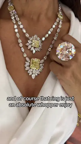 Dress me in this any and every day of the week! Wearing #Chatila diamonds. 💎 #thediamondsgirl #bigdiamond #diamonds#grwm #woweffect #highjewelry #jewelry 