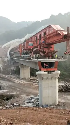 Best engineering machinery 🤩 #bridge #best #madeinchina 