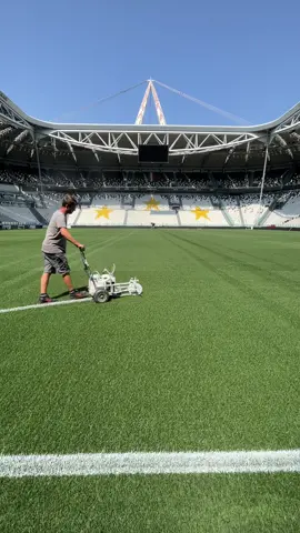 Allianz Stadium is ready for the first home match 🏠 #juventus #green #asmr  