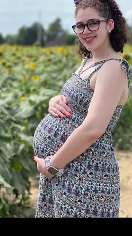 Her snd the baby…. And Steve… #sunflowergarden #parenting #parents #babytok 