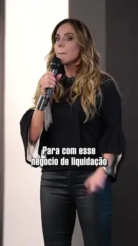 Chega de Black Friday 🙄 #crisarcangeli #sharktankbrasil  #sharktank  #empreendedorismo  #negócios  #businesswoman  #mulherdenegócios