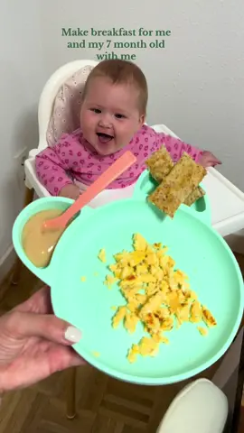 eggs + toast + banana purée 🤌🏼 #foryou #fyp #europe #germany #baby #foryoupage #babygirl #militarywife #milso #sahm #fypシ #babiesoftiktok #overseas #babyledweaningideas #babyledweaning #blwrecipes #7monthsold #babyledweaningrecipe 