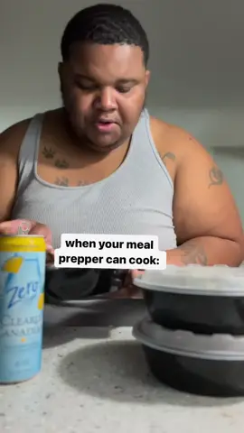 Welp 🤷‍♀️🤷‍♀️ let us prep for you we are a new meal prep company out of Atlanta Ga, So if you or know someone that is in need of meal prep send them our way..🤪🤪 #atlprepcompany #cleanfood#atlmealprep#weightlosstransformation @Goals Plastic Surgery 