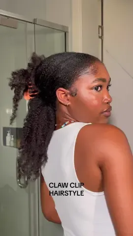 Replying to @favourchidimaisra My leave out got so frizzy so I decided to try this claw clip style. How cute is this? 😍 Clips are from @hergivenhair link in my bio to and use the coded TKBlackgirl 