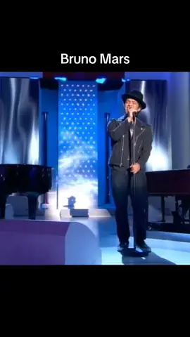 Bruno Mars - 🎵 When I Was Your Man ❤  #brunomars #wheniwasyourman  #star #pop #popstar #good #romantic #music  #lovesong #foryou 