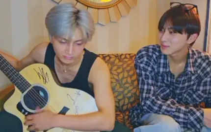 the eye contact plssssss #jaywon #JAYWON #yangjungwon #jay #jaywonweverse #engene #enhypen #drearikiniki #fyppppppppppppppppppppppp #fypシ #fyp