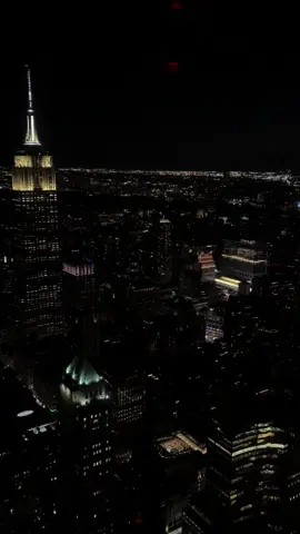 #newyork #rooftop #view #empirestatebuilding #night #lights 