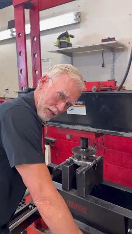 The beauty of good tools! Dave using his rolling bed press to install a Cummins camshaft gear ⚙️ #engine #carrepair #camshaft #autoshop 