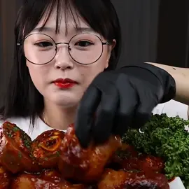 Eating spicy boiled beef leg (Yt:Aejeong) #aejeongasmr #aejeongmukbang #boiledbeef #mukbangkorea #mukbangkoreanfood #mukbangspicyfood #mukbangeatingshow #asmrfood #eatingsounds #fyp #mukbang #asmr #mukbangvideo #mukbangasmr 