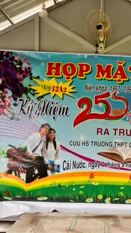 thời gian thắm thoát thoi đưa..25 năm tình bạn vẫn chưa phai mờ 🥰❤️#nhachaymoingay#tinhtho #hoplopcap3 #tinhthaytro #truonghoc #kiniemtuoihoctro #mientayquetoi🌴🌴🌴🌴🌴#music #tocamlinh @Tô Cẩm Linh#xuhuong2023 