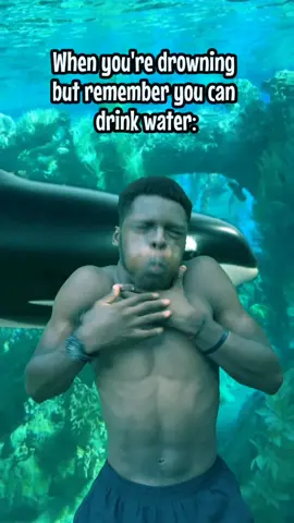 When you're drowning but you do this🤣 #isaacsamz #fyp #foryoupage #viralvideo #meme #funny #goviral 