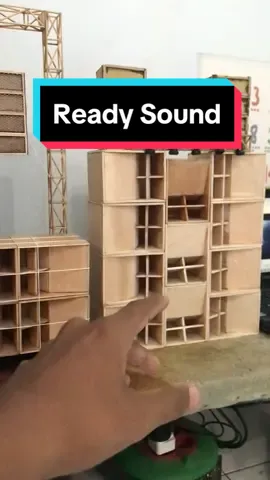 Membalas @adityaputra Box saja Nggeh mas#boxsoundsystem #boxcla #soundsystem #soundsystemmalang #miniatursoundsystem #riswandaaudio #soundsystemjawatimur #miniatur #sinarmusicproduction #rigging #brewog_audio 